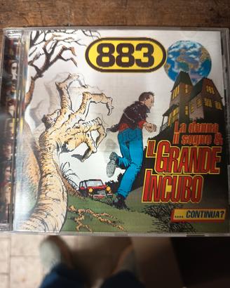CD 883 