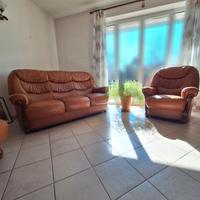 Divano e due poltrone