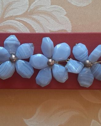 BRACCIALE CON FIORI IN CALCEDONIO BLU