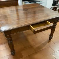 Antico Tavolo in noce massiccio fine ‘800