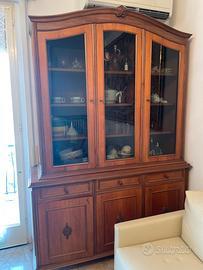 Credenza in legno massello