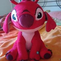 pupazzo di stitch rosso