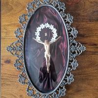 Crocefisso vintage con teca in vetro e luci