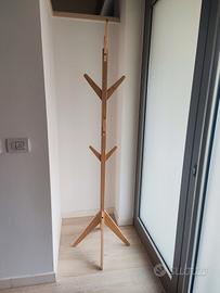 Appendiabiti in legno 