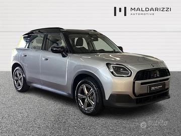 MINI Mini Countryman 2.0 48V D Classic auto