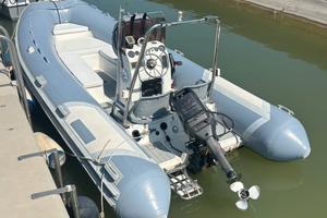 Gommone Sacs 530 motore Tohatsu 40cv e carrello