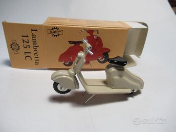 LAMBRETTA 125 LC AVORIO scala 1/43
