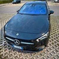 Mercedes classe a 200d premium.