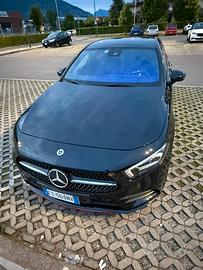 Mercedes classe a 200d premium.