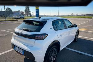 Peugeot 208 Elettrica 