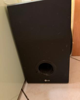 Soundbar  LG  SJ2 completa di telecoman+ Subwoofer