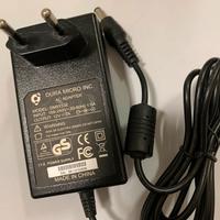 Alimentatore CA Dura Micro Inc., modello DM5133E