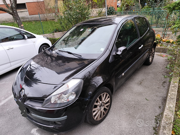 Renault Clio Le Iene 2006