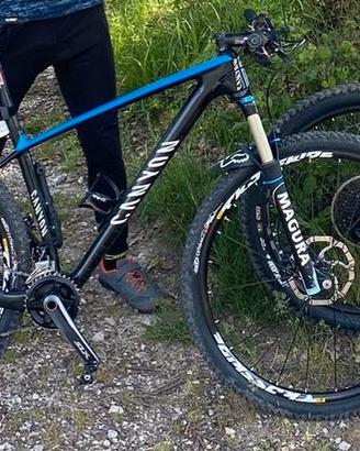 MTB Canyon Carbonio