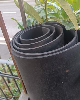 ruotolo gomma telato