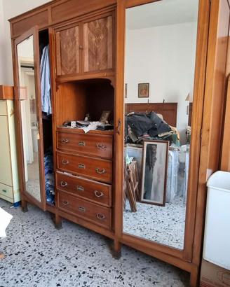 Mobili antichi inizio '900