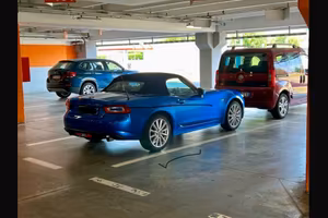 FIAT 124 Spider Lusso