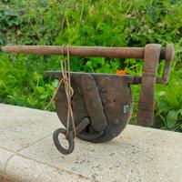 Antica toppa / serratura con chiave in ferro - 40€