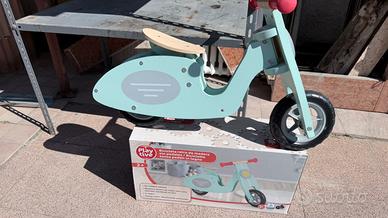 Bici senza pedali  in legno retro