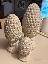 3 pigne in ceramica