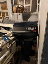 Motore Yamaha 40cv 2 t completo di documentazione