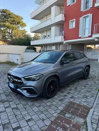 Mercedes GLA 200D premium