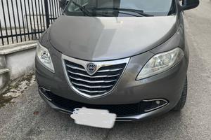 Lancia Y metano/benzina da immatricolazione