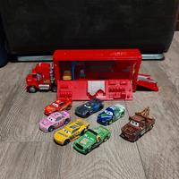 Cars macchinine con Truck Mack Trasportatore 