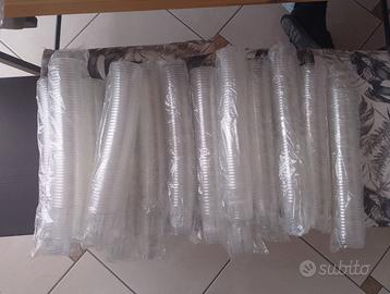 Bicchieri  di plastica nuovi