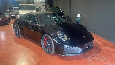 Porsche 911 Cabrio 3.0 Carrera 4 GTS auto