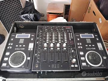 mixer Vestax 4 canali con effettistica + coppia Cd