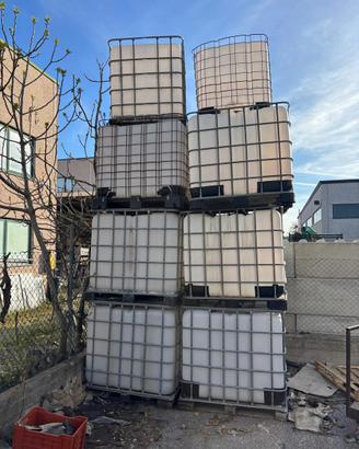 Cisterne IBC 1000 litri usate
