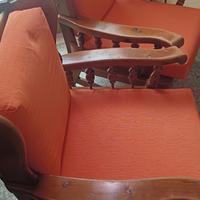 Divano e due poltrone