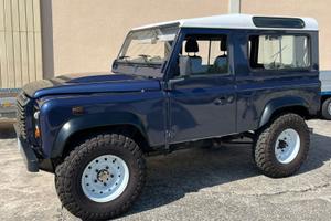 Land Rover defender 90 TD4 vettura 4 posti +Gancio