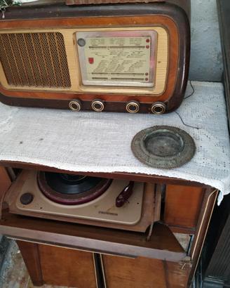 radio d'epoca e mangiadischi