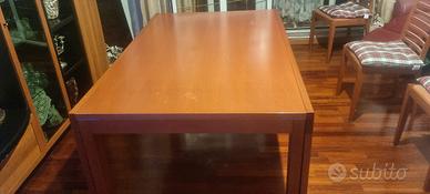 Tavolo allungabile in legno massello
