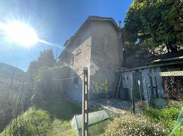 CASA INDIPENDENTE A GENOVA