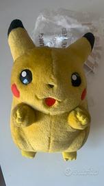 Pikachu parlante peluche alto 20 cm