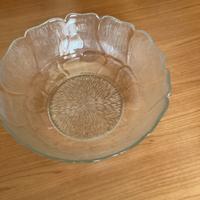 Insalatiera in vetro lavorato