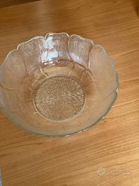 Insalatiera in vetro lavorato