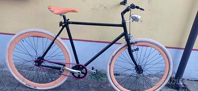Bicicletta scatto fisso,single speed 