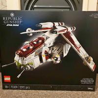 LEGO Star Wars UCS Republic Gunship (75309)