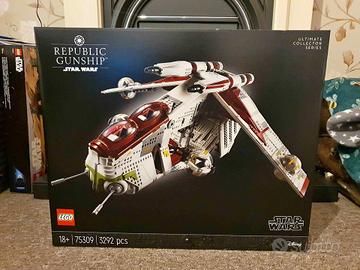 LEGO Star Wars UCS Republic Gunship (75309)
