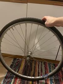 Ruota bici 28’’