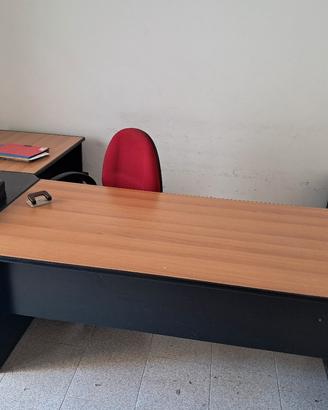 Scrivania da ufficio