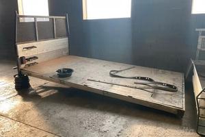 CASSONE FISSO IN ALLUMINIO MONTATO SU ISUZU