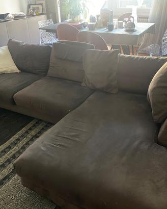 Divano con chaise long
