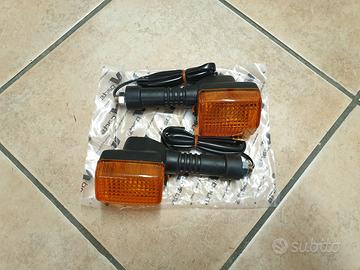 Frecce posteriori nuove Honda XL 600 RM