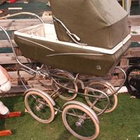 Carrozzina vintage anni 60