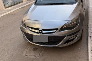 Opel Astra j Sport Tourer Cosmo 1.7CDTI